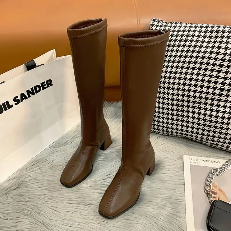 Womens low heel boots autumn and winter fashion thick heel knee high plush warm cross dressing white knight boots 240926