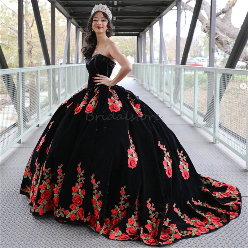 Black Mexican Quinceanera Dresses With 3D Florals Princess Velvet Beaded Fifteen Birthday Dress Sweetheart Vestido De 15 Xv Anos Gothic Debutante Robe