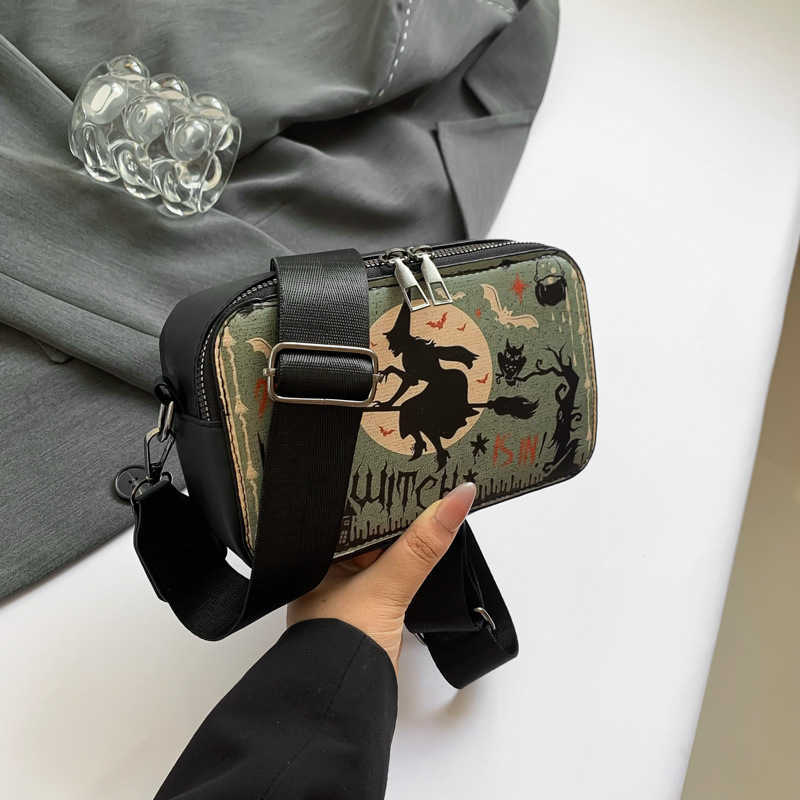 Trendy and fashionable Halloween shoulder bag women's bag pumpkin wide shoulder strap small square bag versatile crossbody bag 240915