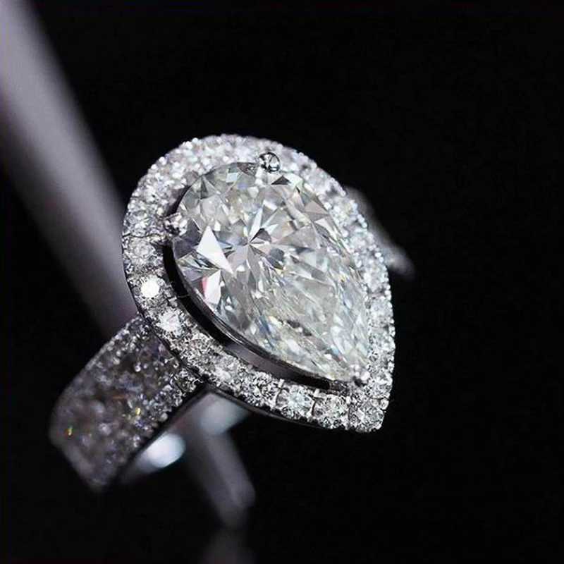 Huitan Novel Engagement Rings for Women Pear Shaped Crystal Cubic Zirconia AAA Dazzling Fashion Accessories Elegant Female RingsX240926