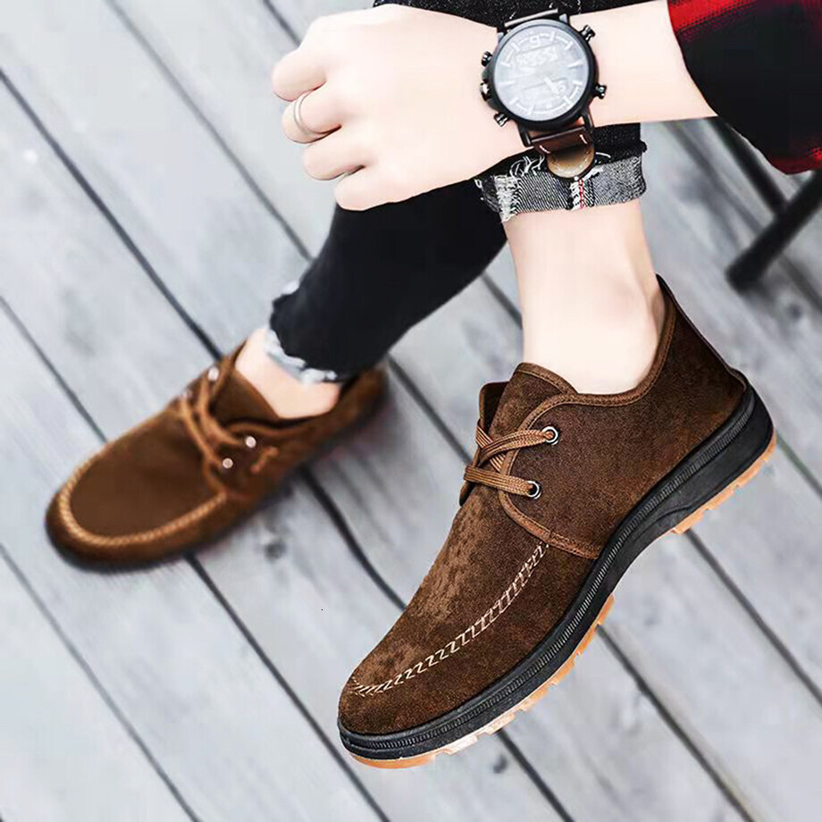 2025 Designer New Fashionable Men's Suede Shoes Shoes Kasut Guys Walking And Running Sports