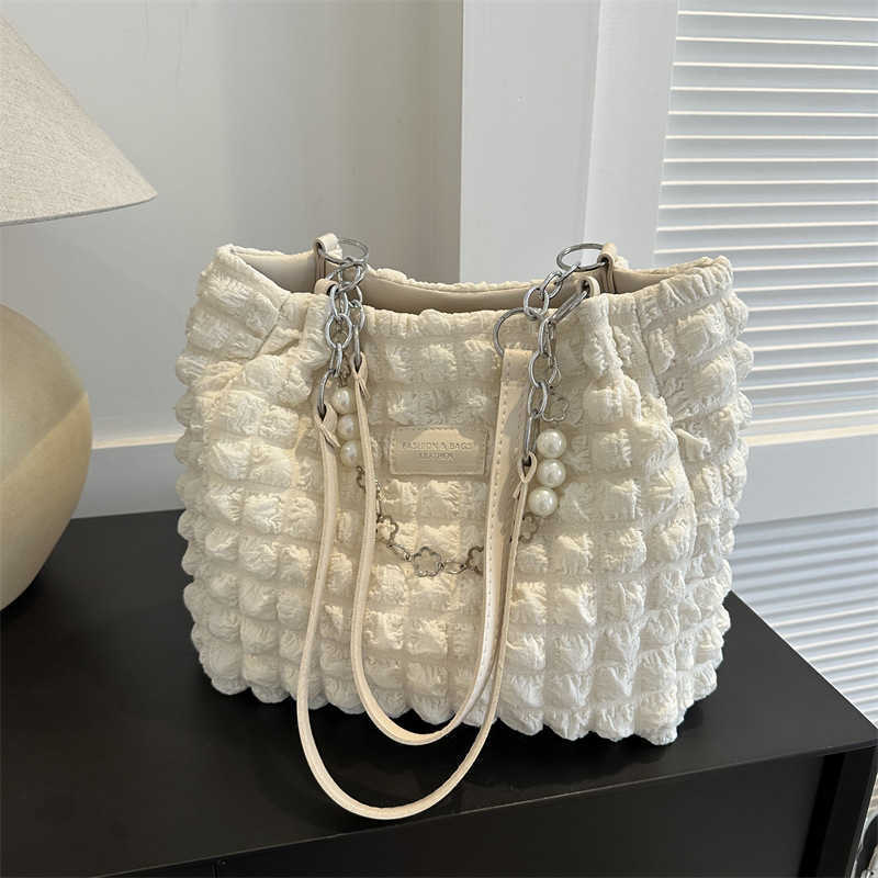 CMM Gentle Fashion Simple Pleated Single Shoulder Bag for Women Summer New Stylish Armpit Bag Commuting Tote Bag Trend