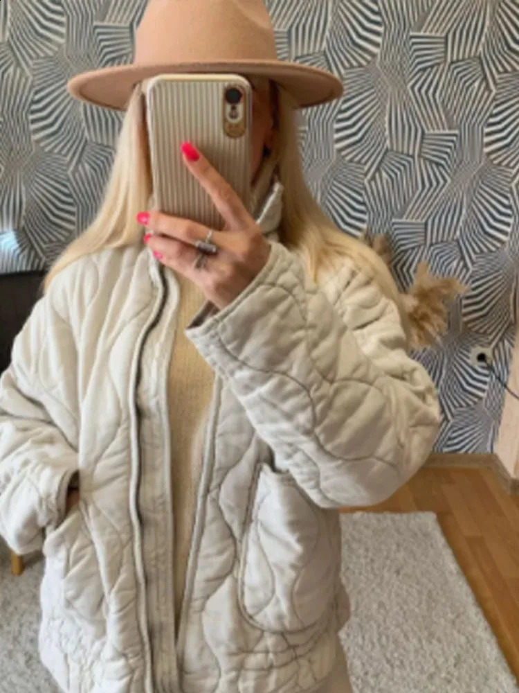 Fashion pure cotton womens jacket winter stand collar pocket quilted jacket womens thick long sleeved zipper womens jacket 240924