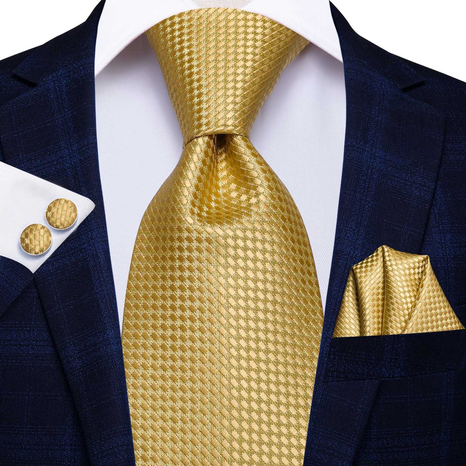Hi-Tie Solid Gold w Silk Ties For Men Handky Cufflinks Set Fashion Gift For Mens Tie Wedding Business Necktie X2504071
