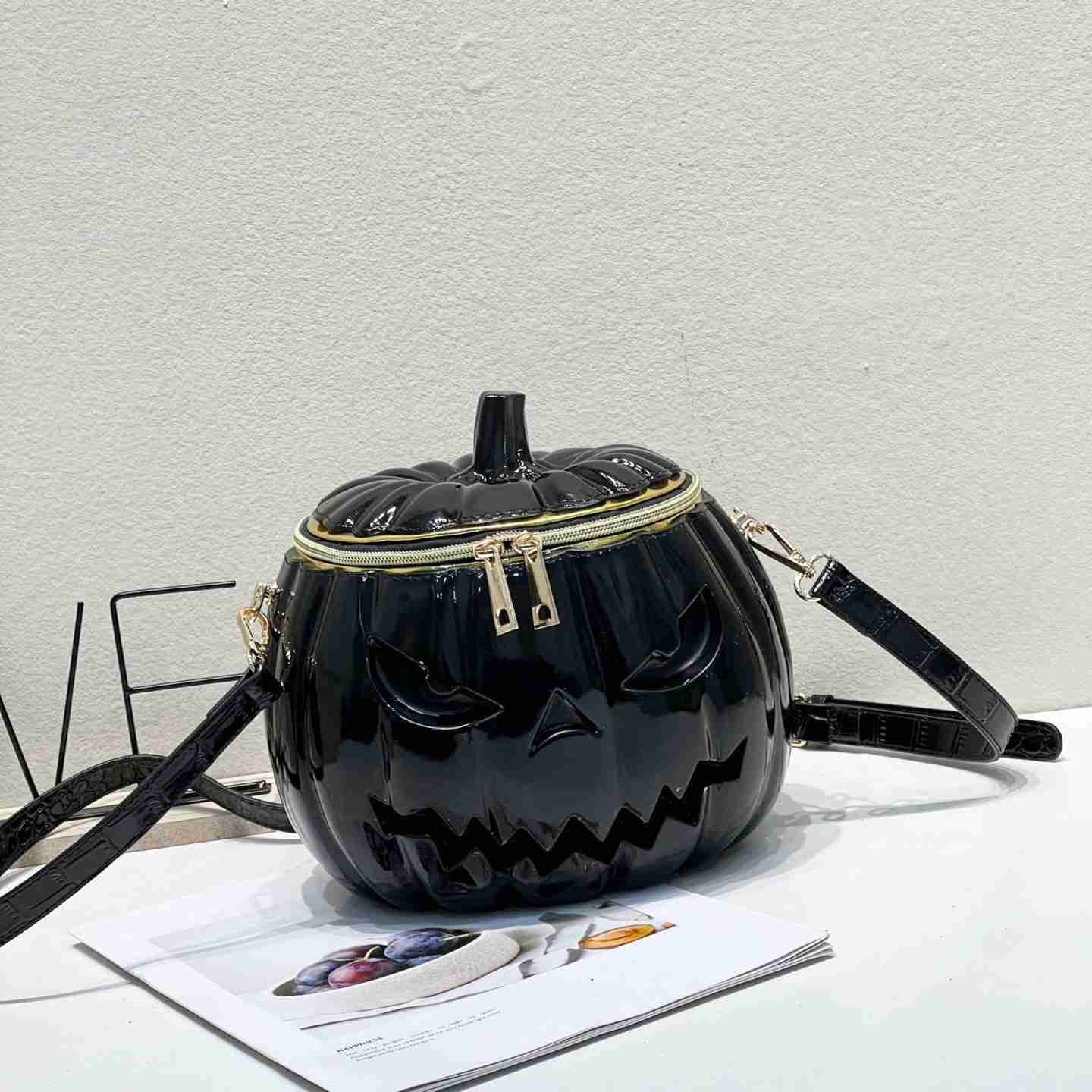 Men's Women's Personality Funny Cute Pumpkin Bag Shoulder Bag Crossbody Bag Halloween 240915