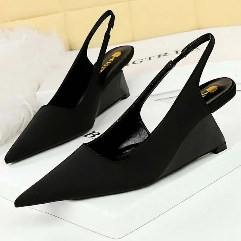 Wedges Pumps High Heels Women Summer Party Dress Shoes Ladies Pointed Silk Sexy Elegance er Sandals Female 241101