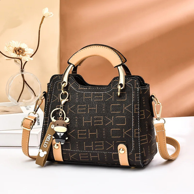 fashion printed shoulder bag er small square handbag with simple texture messenger bag er womens bag 240923