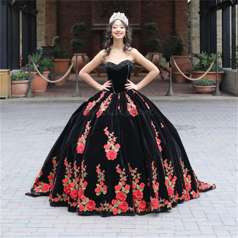 Black Mexican Quinceanera Dresses With 3D Florals Princess Velvet Beaded Fifteen Birthday Dress Sweetheart Vestido De 15 Xv Anos Gothic Debutante Robe
