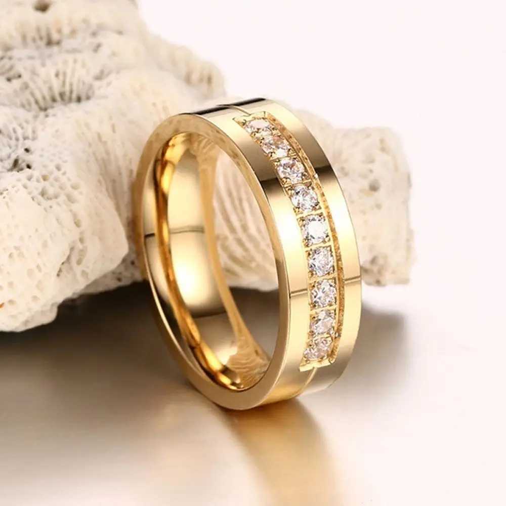 Women Men Wedding Band Rings For 18K Gold Plated AAA CZ Cubic Zirconia Stainl Steel Couples RingXJ250110