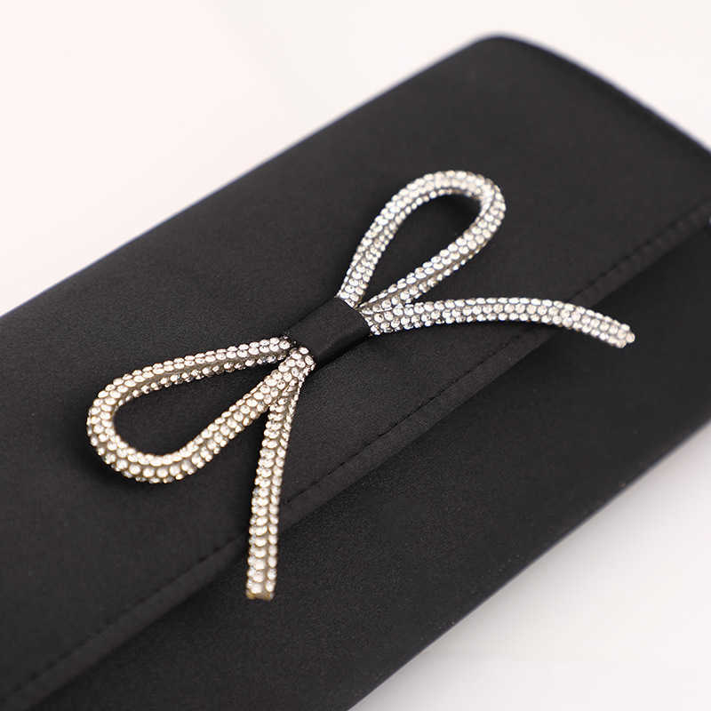 Clutch Bag Fashion Bow Temperament Dinner Bag Portable Solid Color Hand Designer Bag Mobile Phone Bag Cosmetics Storage Banquet Bag 240920