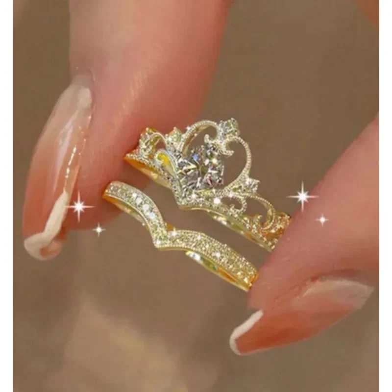New hot selling crown print inlaid zircon wedding ring open ring set of 2 pieces used for temperature and sweet ladies jewelryXJ250412