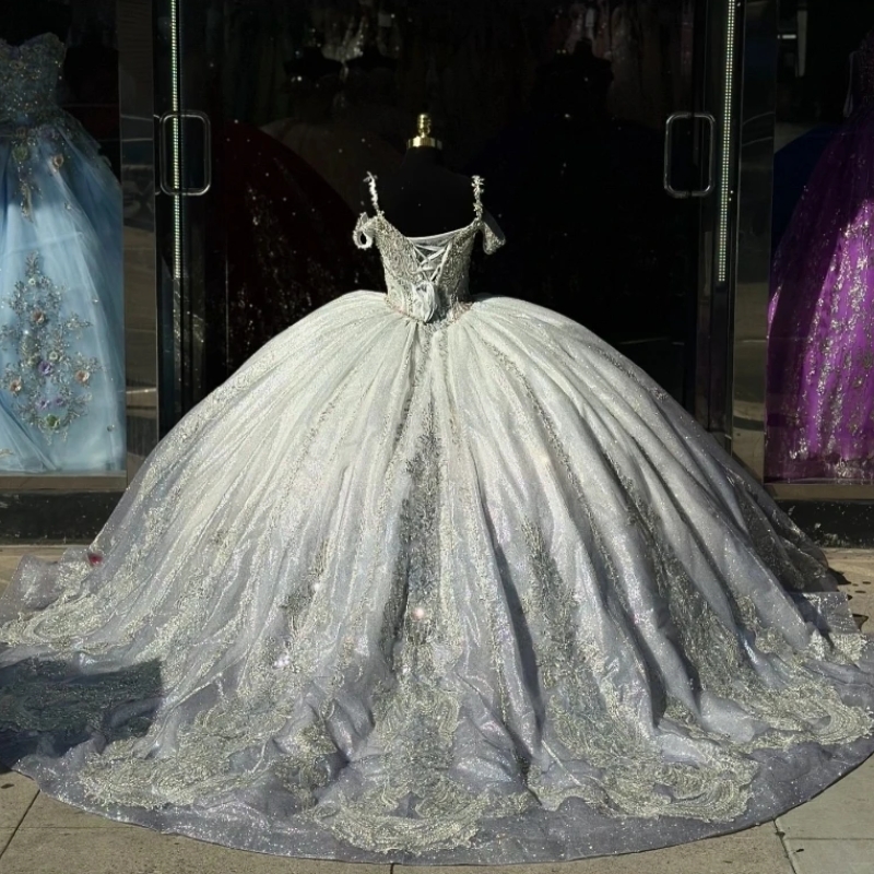 Sexy Sweetheart Ball Gown Quinceanera Dresses Lace Applique Beads Tull Vestido De 15 Anos Princess Party Birthday Sweet 16 Dress