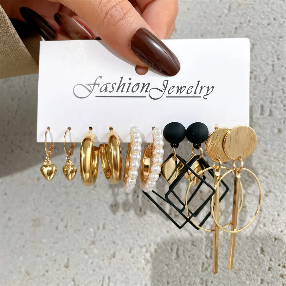 Fashion Gold Black Metal Resin Earring Set for Women Retro Geometric Round Pearl Heart Butterfly Pendant Earrings Jewelry 240925