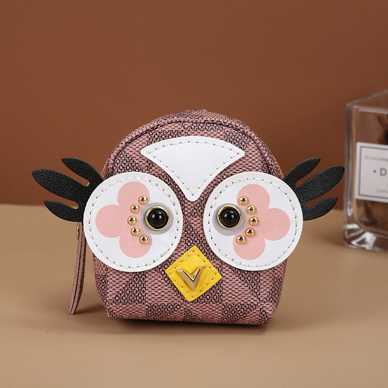 2025 New Designer Wallet Big Eyes Owl Creative Zero Wallet Korean Version Girl Heart shaped Coin Cartoon Mini Primary wallet School Key Bag