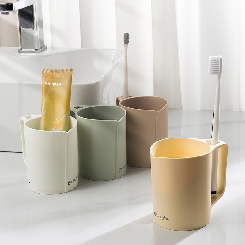 Elegant Couple's Toothbrush Cup with Handle - Home Simplicity for Adults and Kids