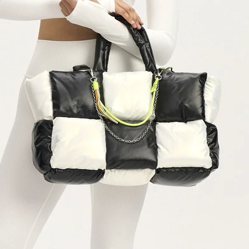 Nylon Large Capacity Black And White Quilted Tote Womens Versatile Shoulder Bag Handbag 240920