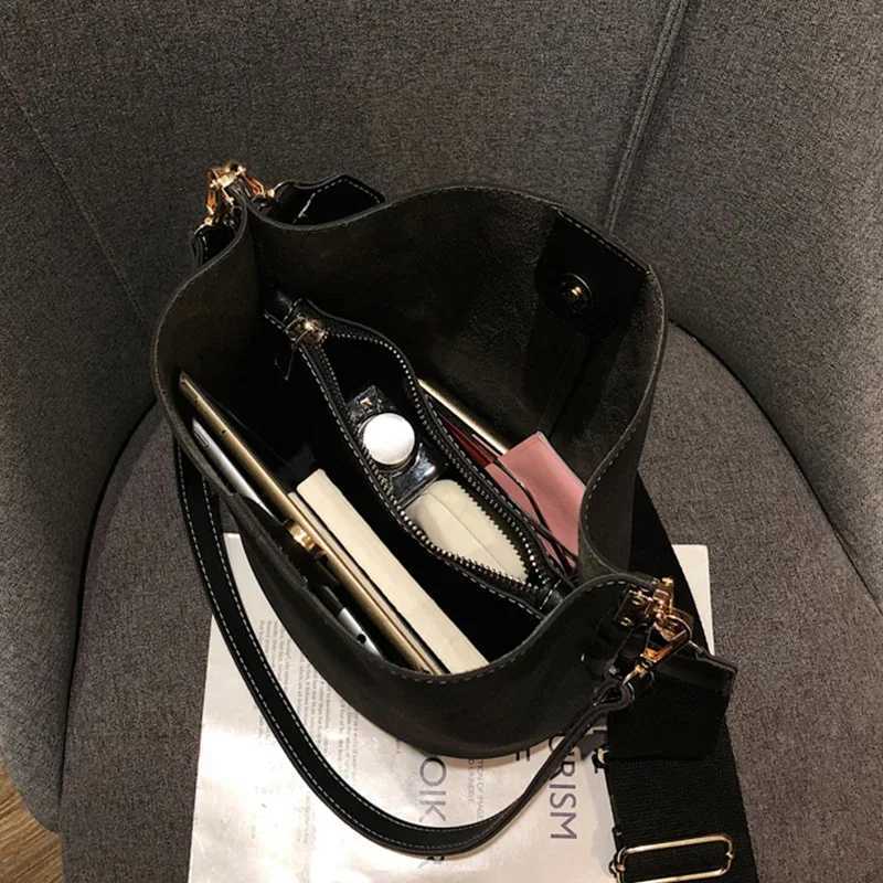Luxury Designer Handbags Ladies Bucket Bag PU Leather Shoulder Bags Large Capacity Crossbody Bags for Women New M240925