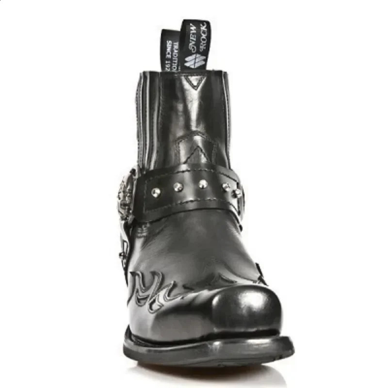Black cool style mens boots with rivets crystal decorations buckle straps toe leather highquality shoes atillas MUJI 241028
