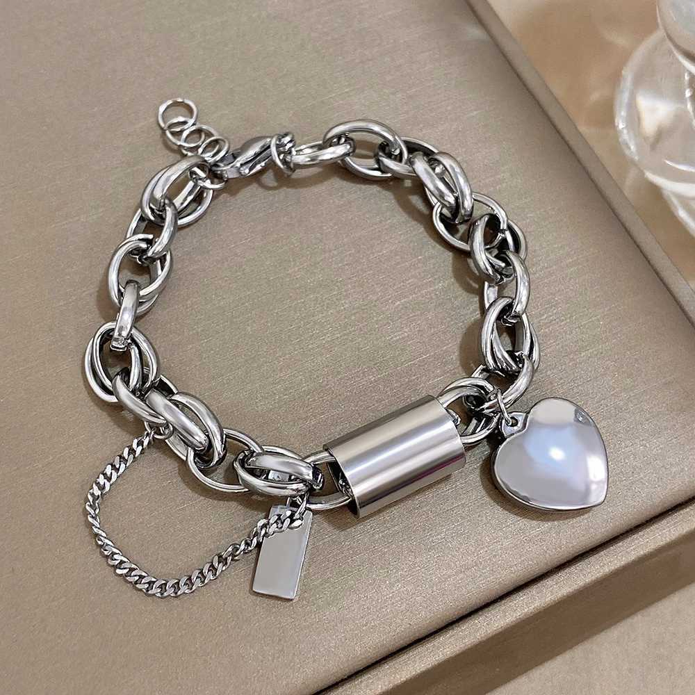 Heart Lock Stainless Steel Charm Bracelet Thick Plated Gold Chain Christmas Gift W250411