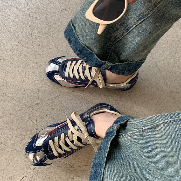 Niche retro 2024 new comfortable and lightweight flat casual sneakers Free shipping