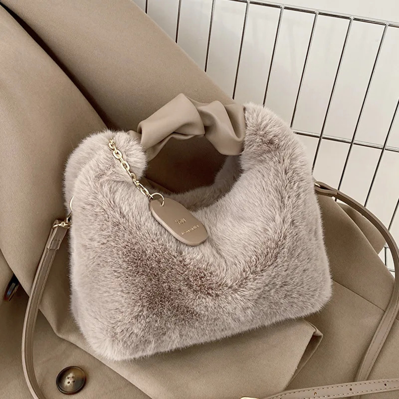 Plush Womens Handbag Cute and Comfortable Paradigm Temperature Handbag Suitable for Womens Birthday Gifts 240923