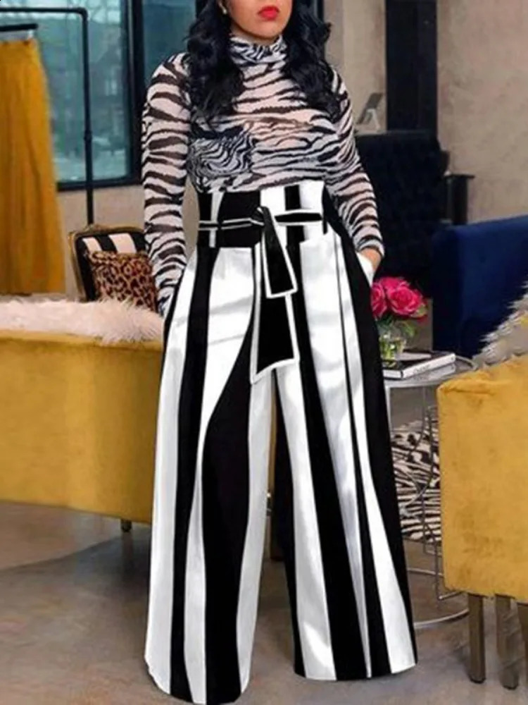 Free black and white striped womens pants high waisted straps wide legs at the waist bottom of urban womens streetwear 240923