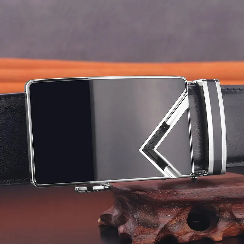Golf White Leather Belt Korean Edition Fashionable Mens Business Travel High Quality Leisure Automatic Buckle 240925