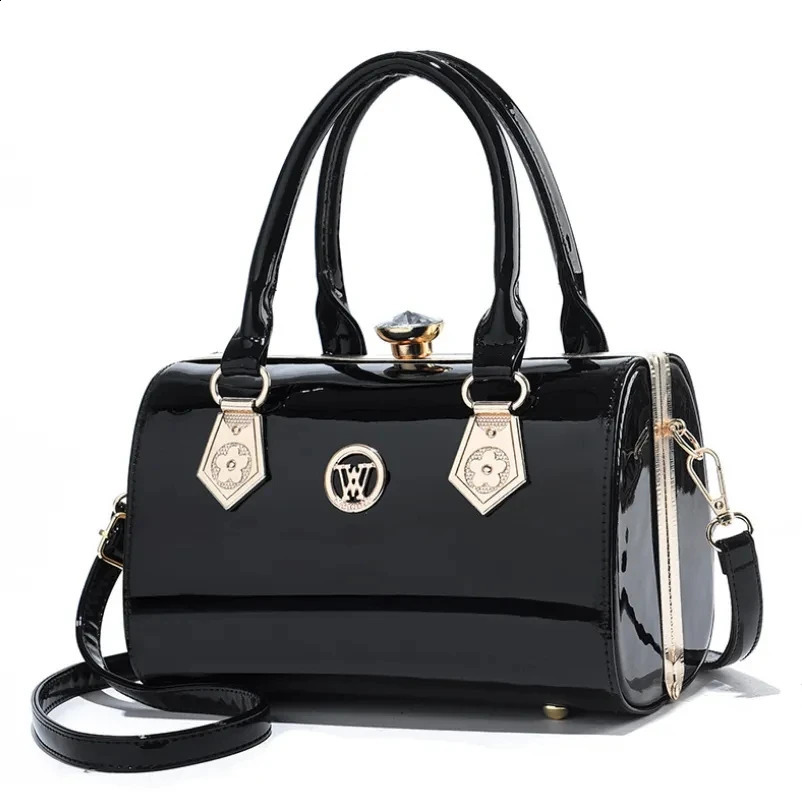 Patent Leather Womens Bag European Diamond Womens Handbag Bright Shoulder Bag Famous Womens Wedding Party Bag 240923