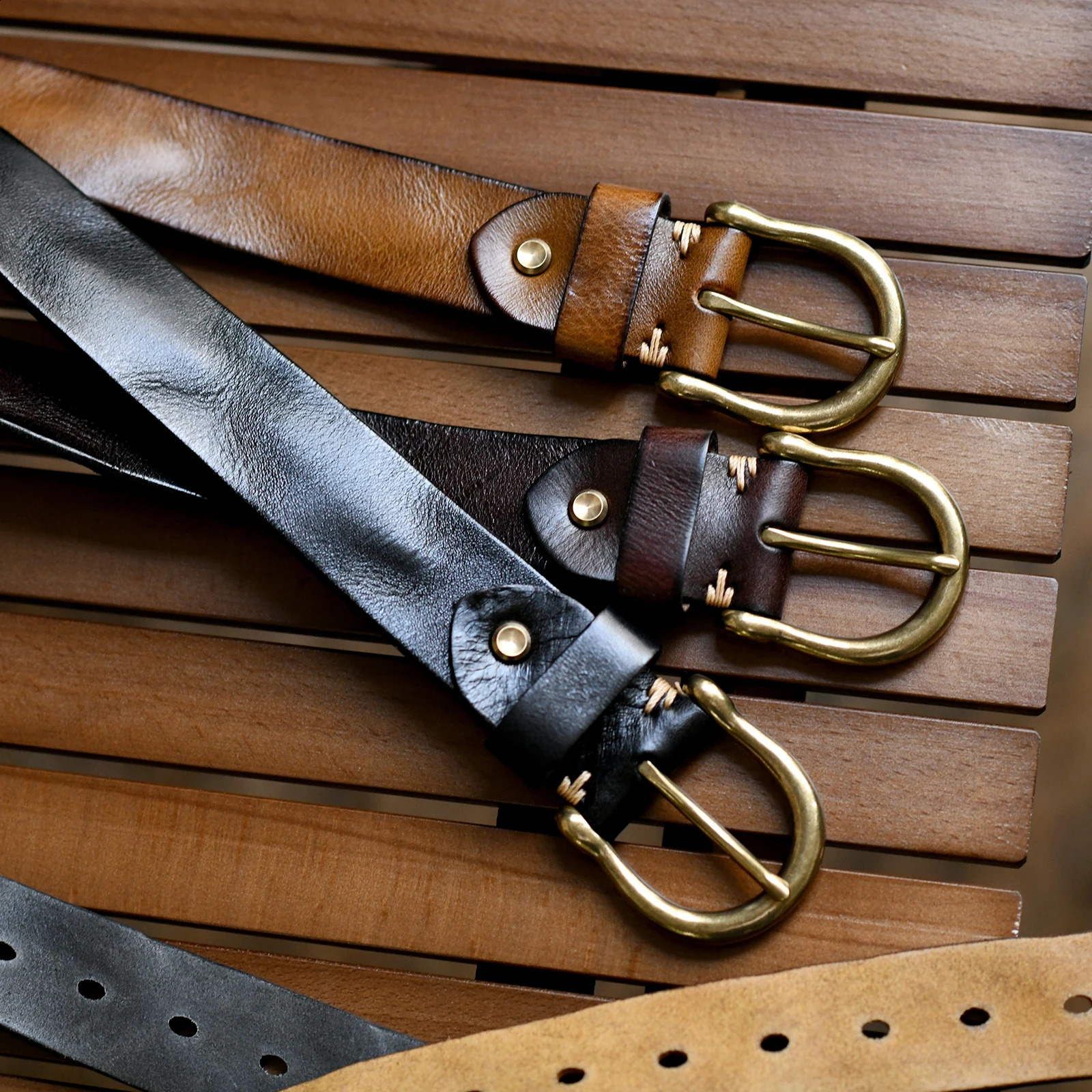 Handmade retro style pure copper horseshoe buckle unlined denim mens belt leather jeans mens belt 240925