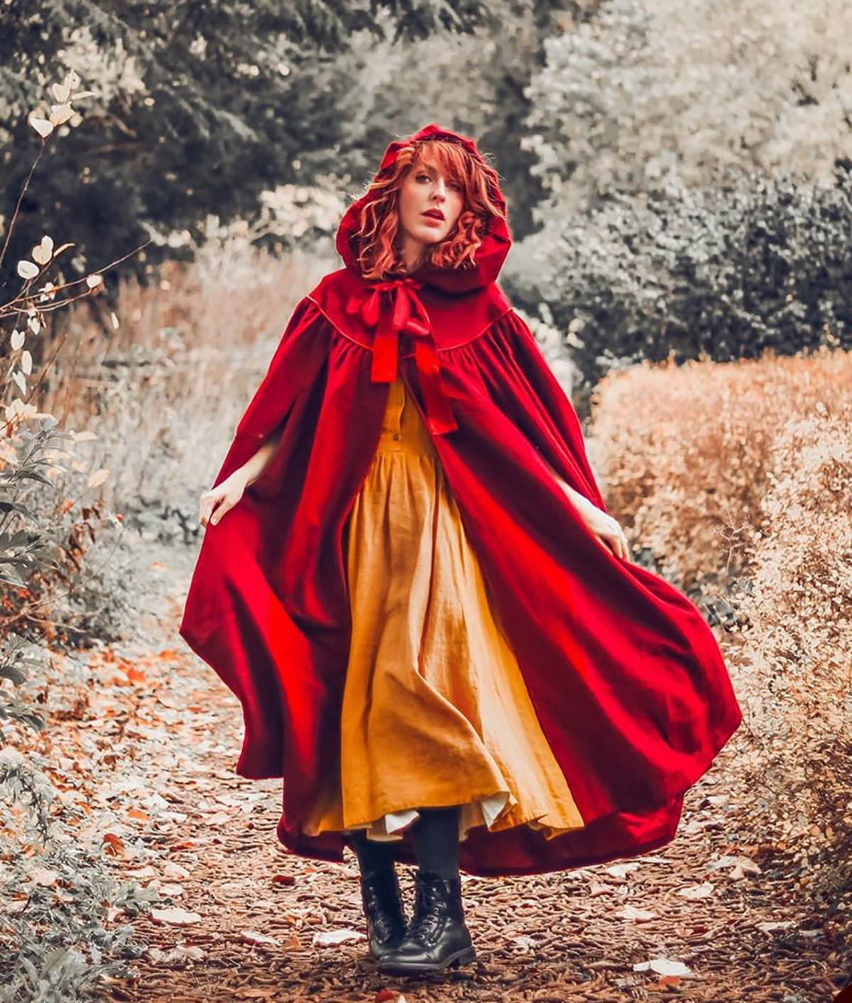 Sweety Halloween Cloak With Hooded Princess Long Wraps Witch Wizard Vampire Coat Costume Wicca Robe Cosplay Custom Made