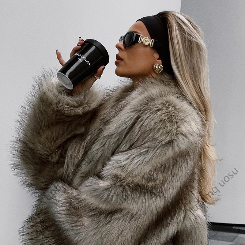 Furry Overcoat Long Faux Fur Coat Winter Clothes Women 2024 Fashion Stunning Iconic Natural Color Fuzzy Parka Outwear