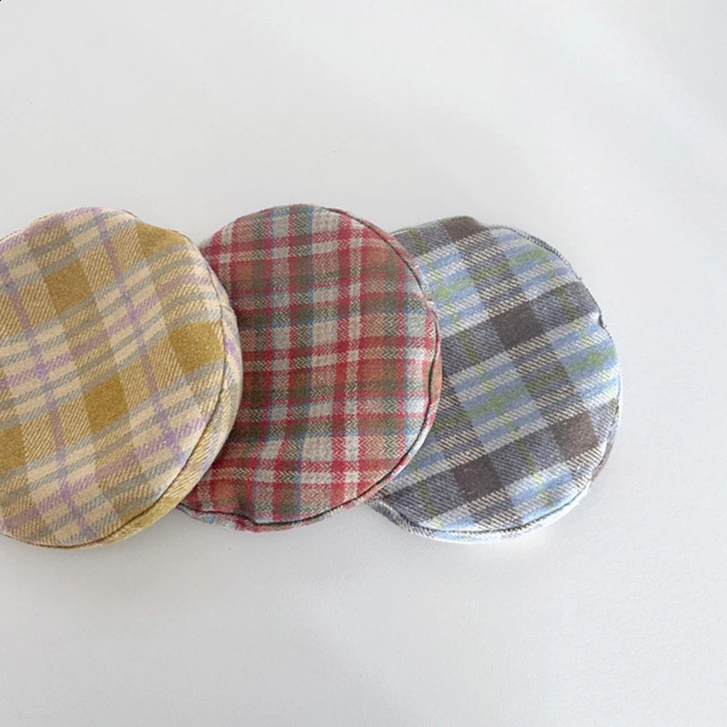 Fashion retro wool autumn winter patch work flat top boy and girl street clothing children artist paint hat 240925