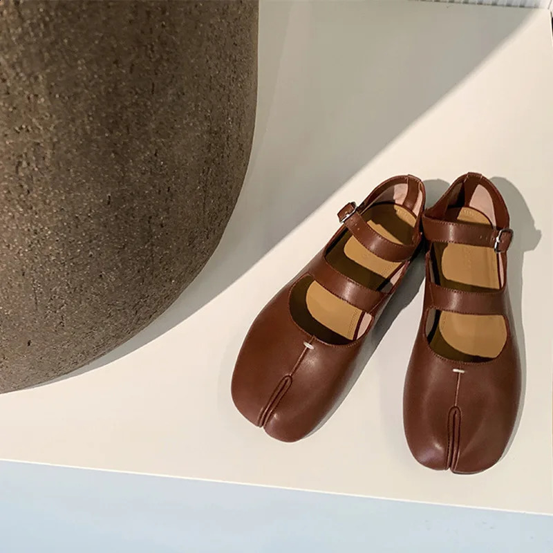 Tabi ninja mary janes leather shoes woman double buckle belt moccasins split toe lolita flats trotters loafers