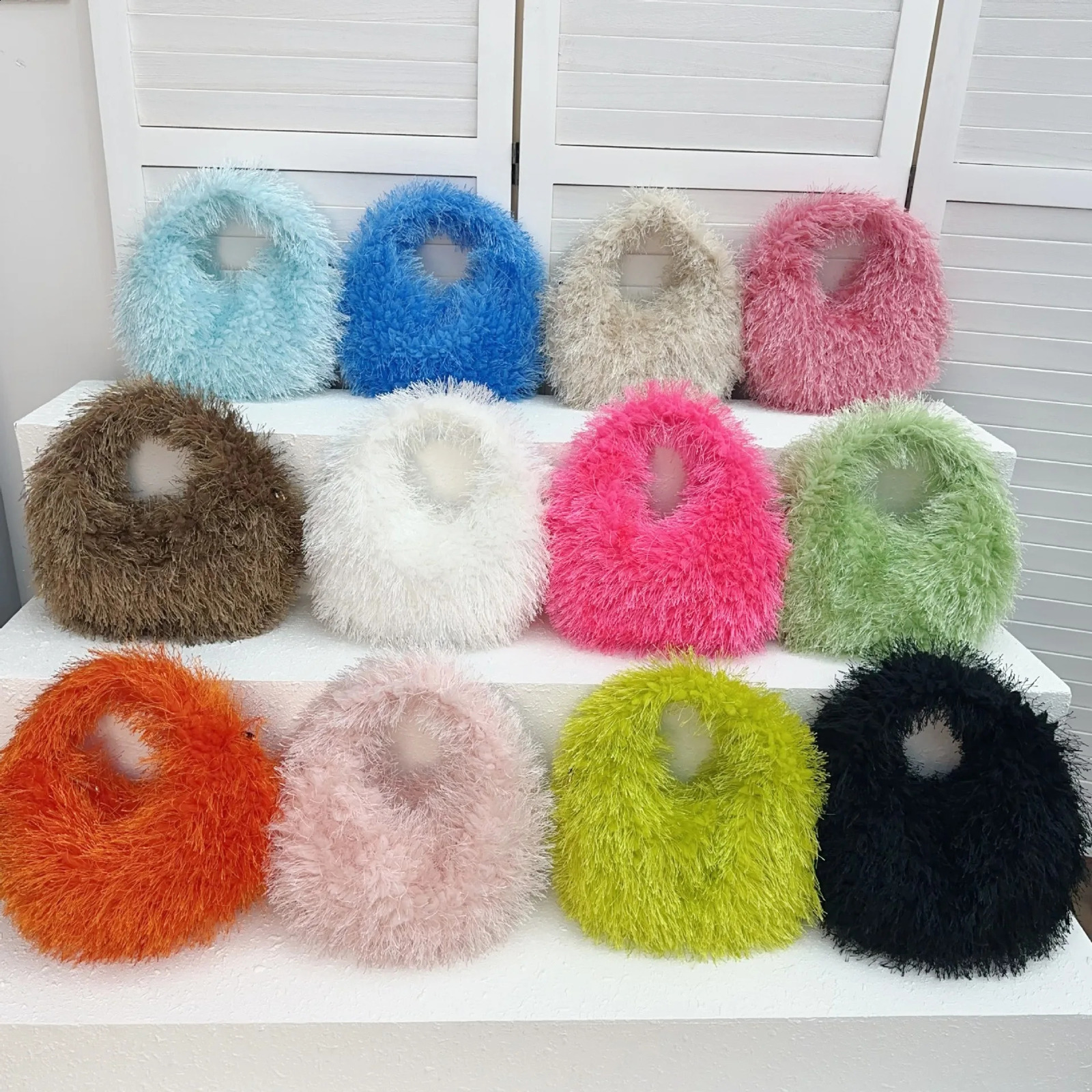 Simple solid color plush womens shoulder bag fashion chain fake fur womens cross body bag sweet casual womens handbag wallet 240923