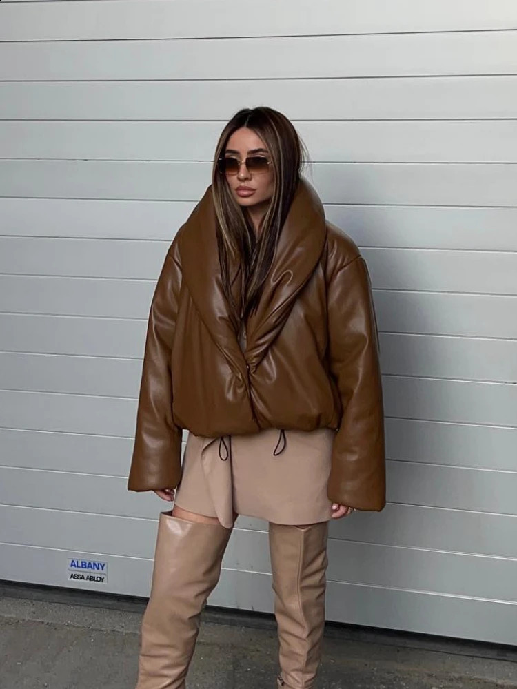 RR2832 Sheepskin Leather Cotton Winter Jackets Women Sexy Streetwear Puffer Cotton V Collar Thick Leather Parkas Women 240919