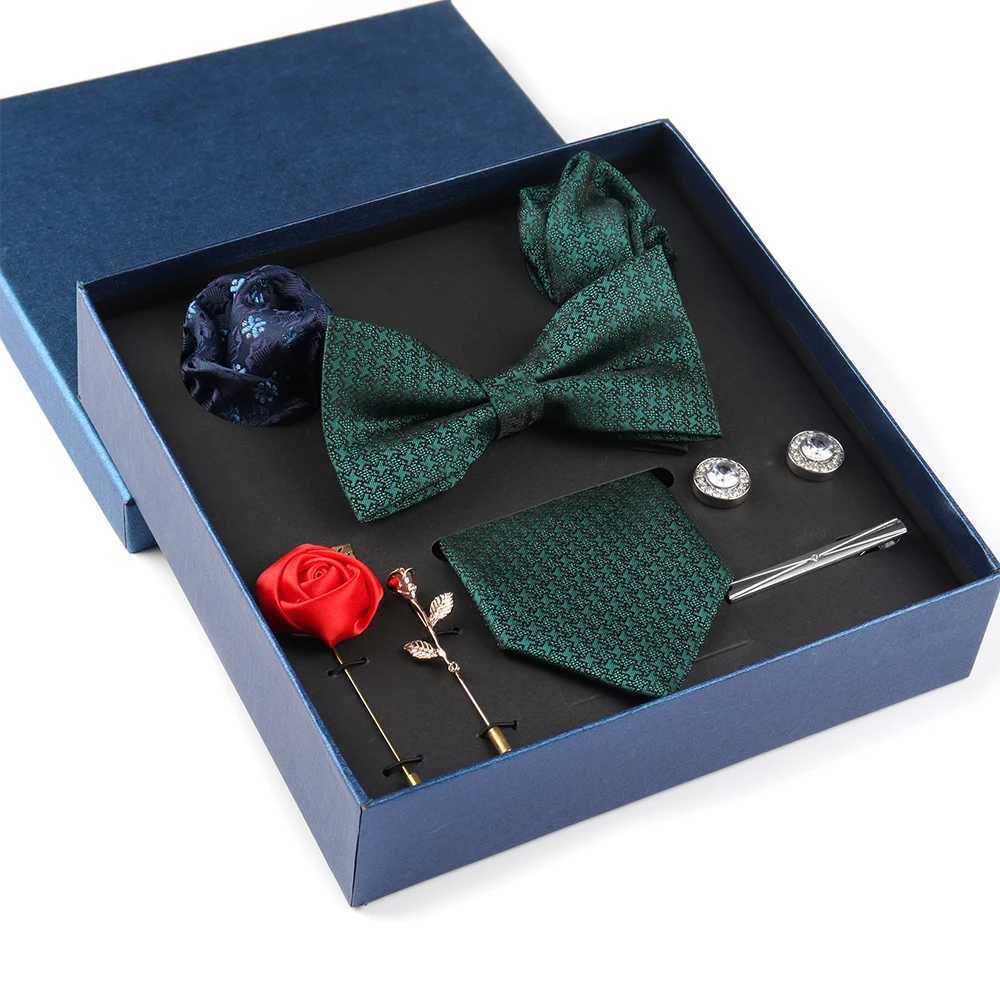 Mens Tie Set Gift Deluxe Collar Bow Pocket Square Cufflink Clip Brooches 8piece Set Wedding Party Business Mens Tie Set Y240925