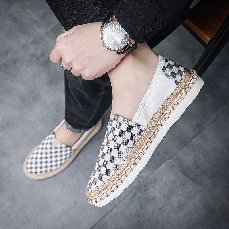 New Men Canvas Casual Shoes Summer Breathable Canvas Slip-on Loafers Street Trend Checkered Flat Fisherman Shoes M240925