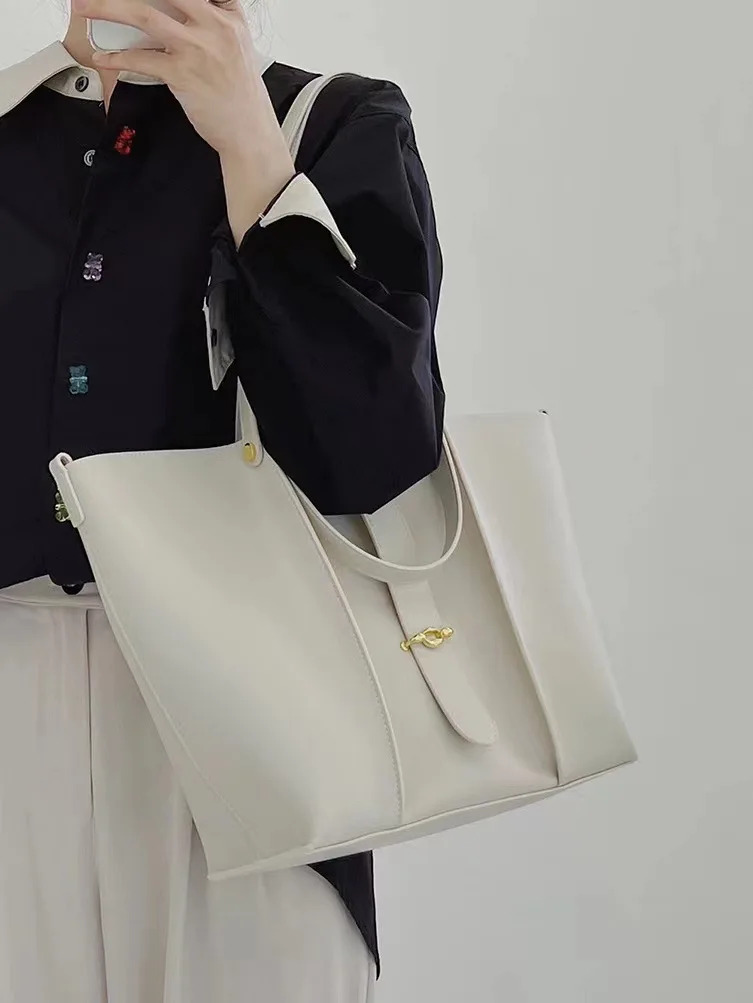 Hot Selg Genuine Leather Shoulder Bag For Women High Quality Ladies OL Handbags Female Large Casual Totes Computer Bags Brown