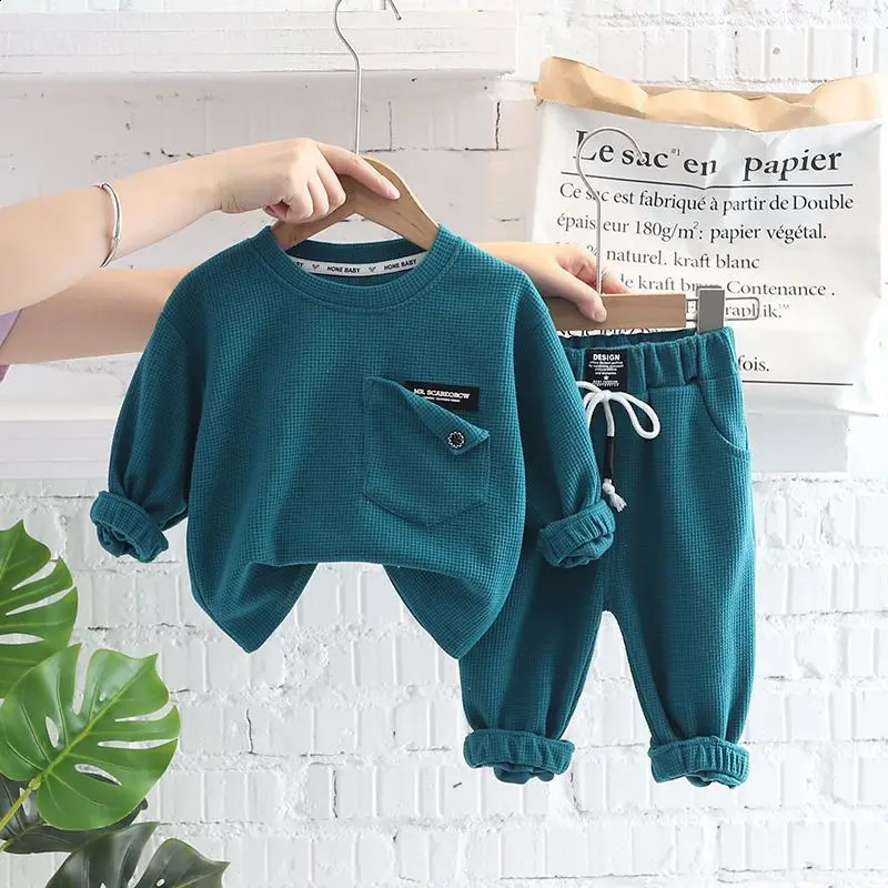 Baby set boys sportswear spring and autumn clothing solid color small mediumsized children handicrafts 240925
