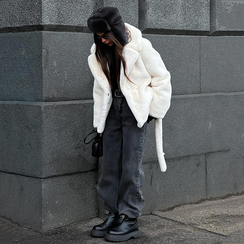 White Belted Faux Fur Coat Women Fluffy Lapel Collar Thick Warm Plush Jacket Chic Ladies Street Fashion Winter Overcoats Outfits