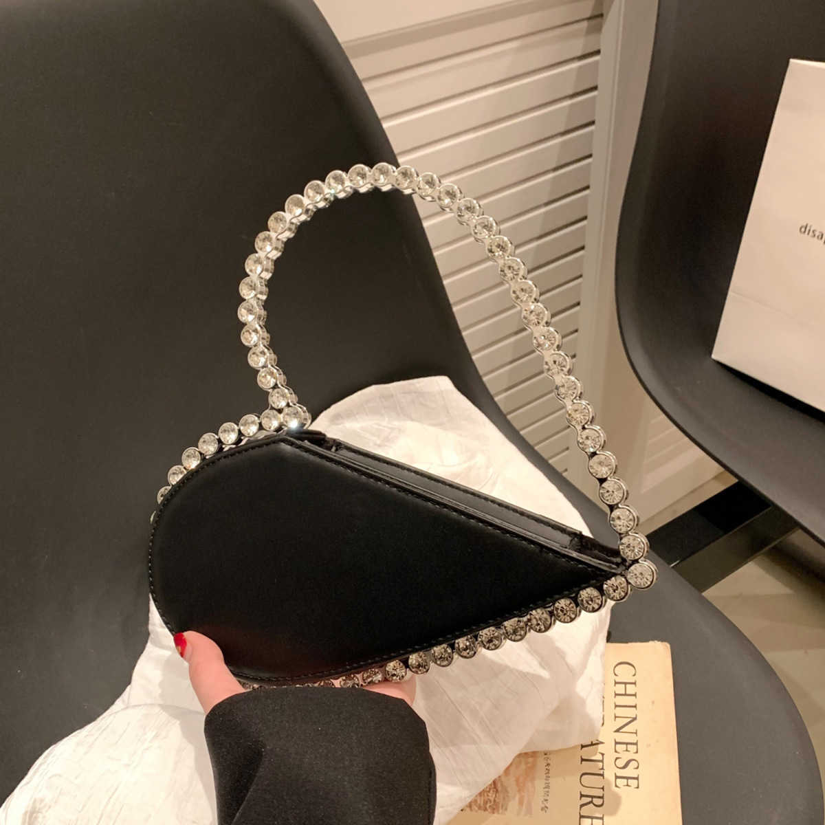 Clutch Bag Niche Design Socialite Diamond Love Designer Bag Banquet Handbag French Banquet Bag For Women 240920