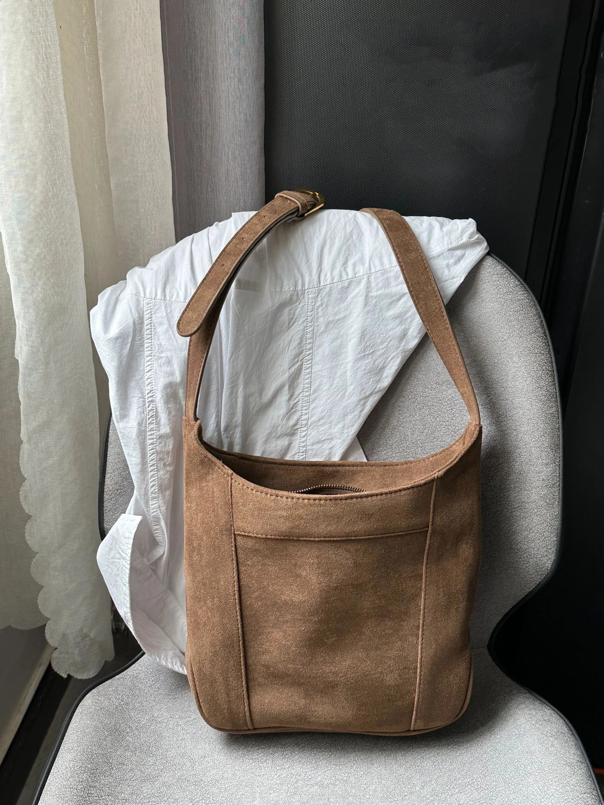 Retro suede large capacity womens bucket bag solid color womens shoulder bag sweet cool retro womens handbag 240923