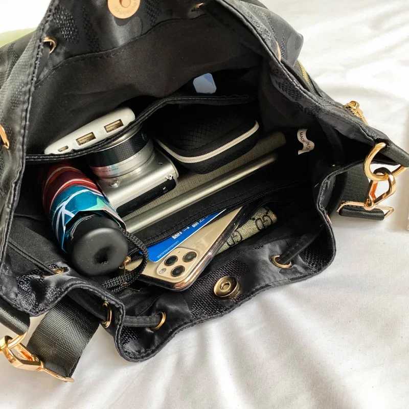 Women Fashion Camouflage String Waterproof Nylon Shoulder Bag Female Crossbody bag Ladies Bolsa Waterproof Travel Messenger Bags M240925