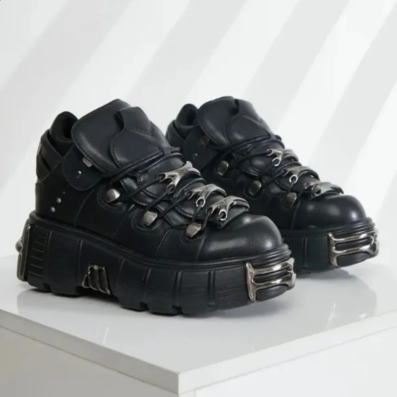 Punk style womens motorcycle boots womens platform leather boots mens Gothic pedal stone boots 2024 metal decoration lace shoes 240926
