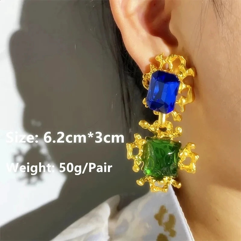 heart-shaped flower pearl metal stud earrings geometric resin round gold womens retro franc jewelry 240925