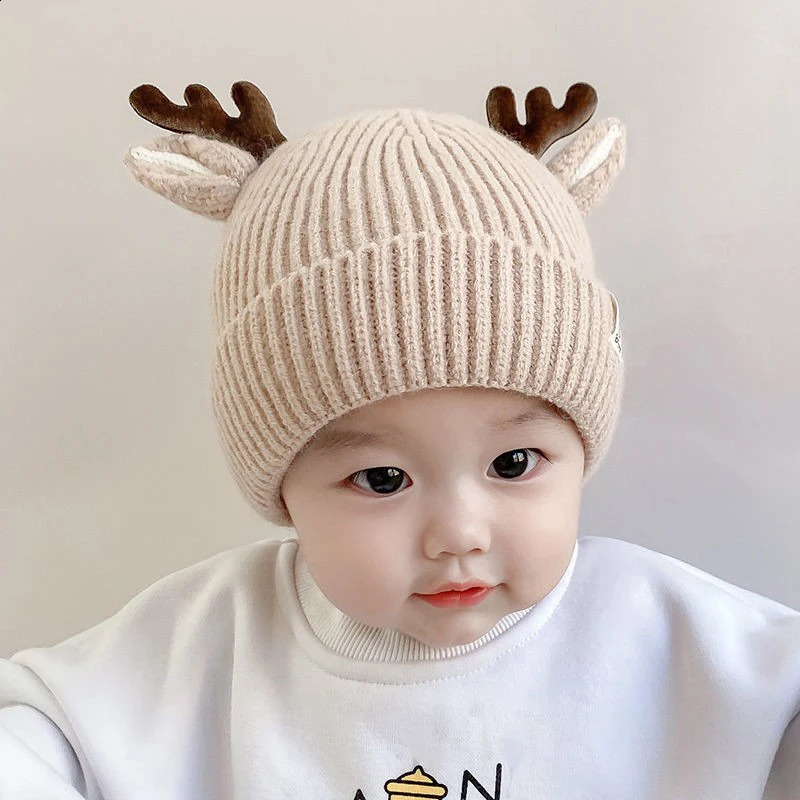 Childrens Christmas Hat Cute Elk Ear Baby Bear Cartoon Ant Preschool Hook Knitted 14 Year Winter Warm Wool for Children 240925