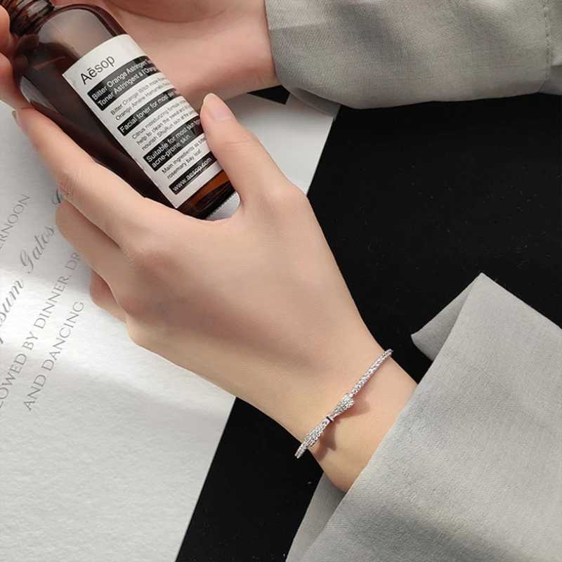 Real 925 sterling silver bow bracelet suitable for womens shiny zircon tennis hard bracelet mens wedding party jewelry gift W240925