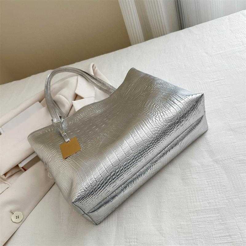 CMM New Large Capacity Single Shoulder Pu Handbag Crocodile Pattern Womens Bag Fashion Commuter Bag Tote Bag