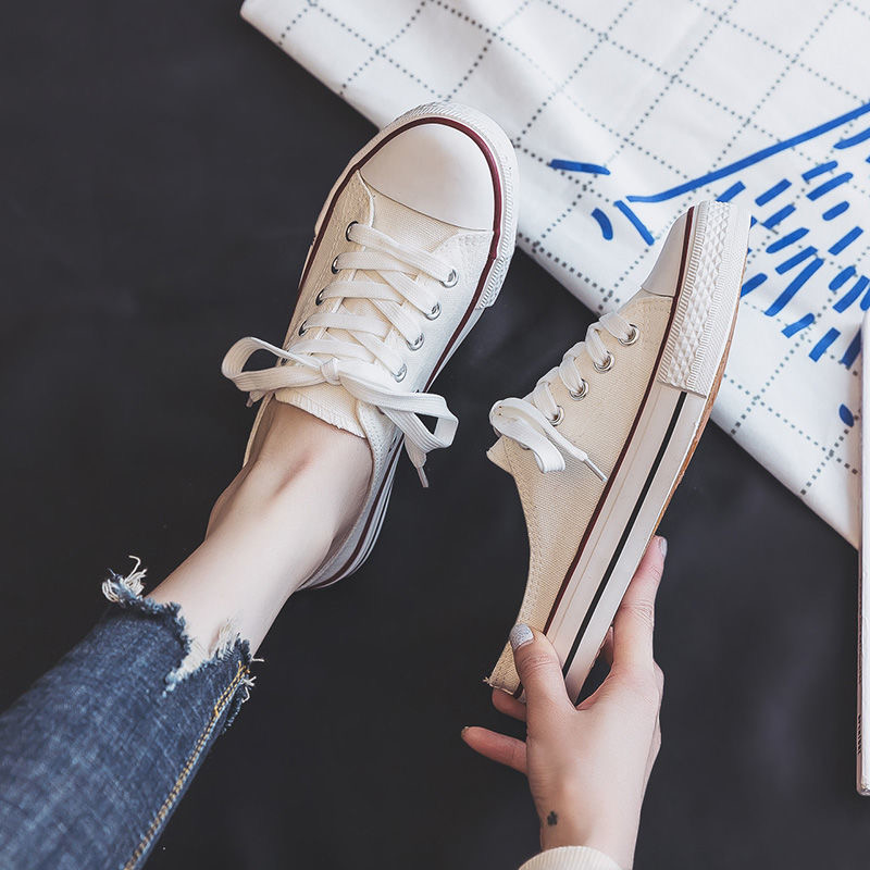 Biscuit trailer canvas for children's summer 2024 new New casual board shoes flat bottomed Korean version trend versatile half slippers