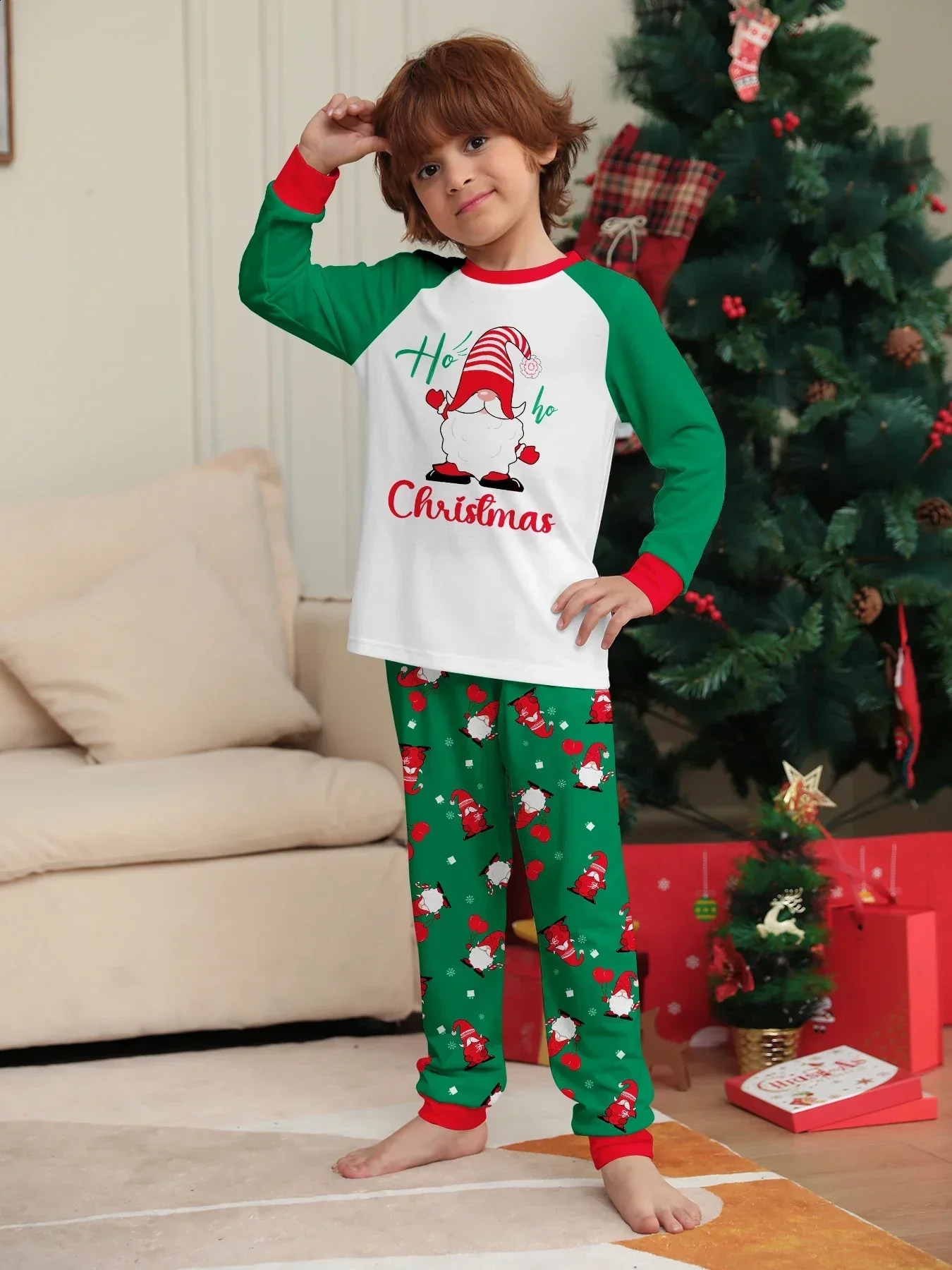 Santa Claus print family matching set soft and cute womens clothing mens clothing girls Christmas pajamas set baby and dog jumpsuit Christmas pajamas 